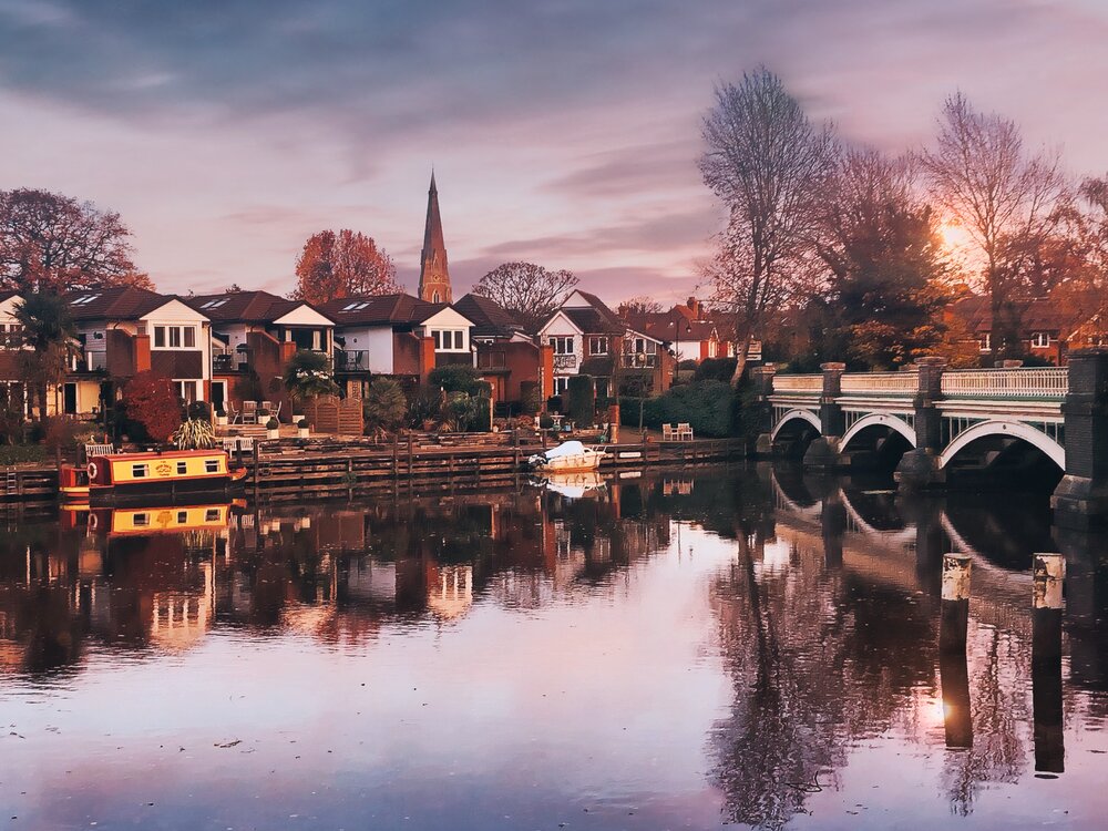 A Tale of Two Escapes: From Surrey's Royal Countryside to London's Sophisticated Heart