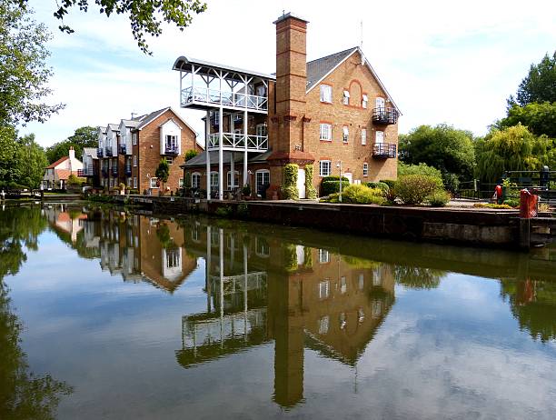 A Tale of Two Escapes: From Surrey's Royal Countryside to London's Sophisticated Heart