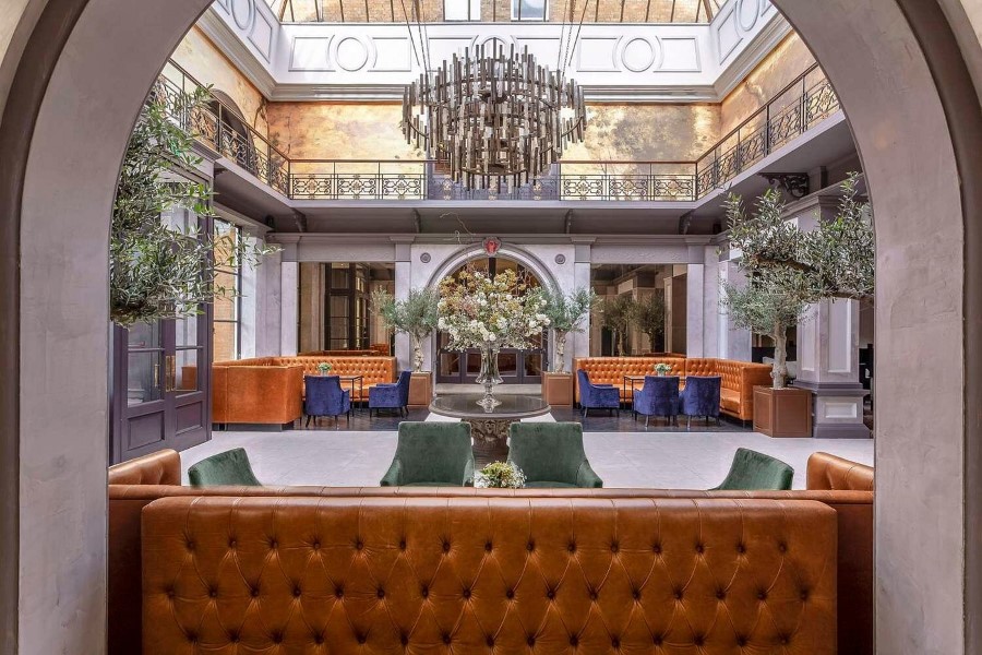 A Tale of Two Escapes: From Surrey's Royal Countryside to London's Sophisticated Heart