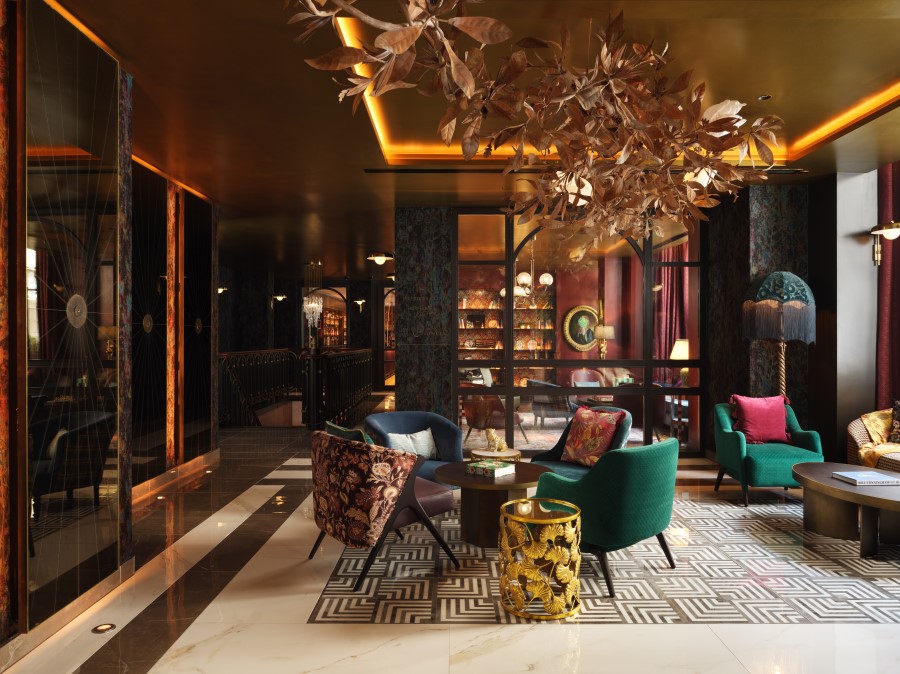 A Tale of Two Escapes: From Surrey's Royal Countryside to London's Sophisticated Heart