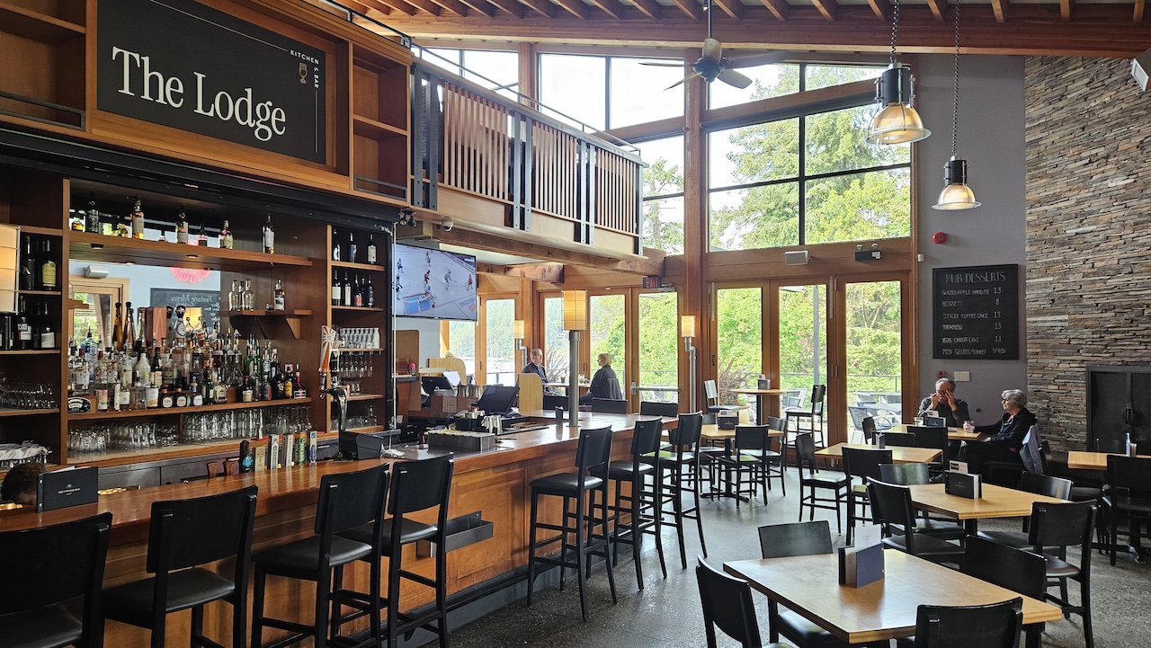 Brentwood Bay Resort & Spa Provides a Waterfront Escape Where Vancouver Island Slows Down