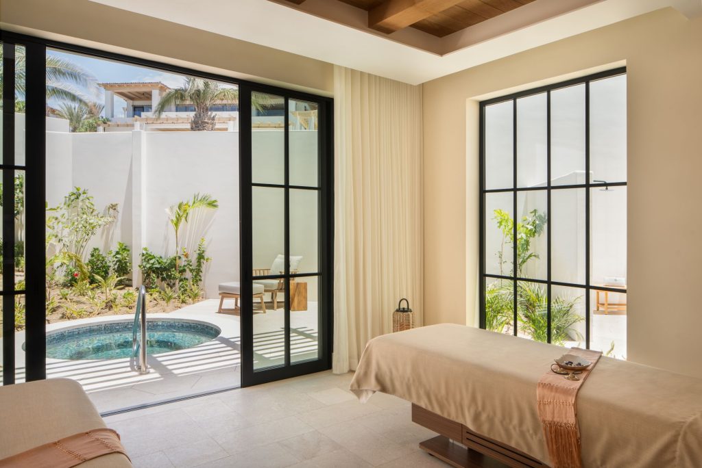 Four Seasons Resort Cabo Del Sol Elevates Winter Travel with Luxury Wellness Rituals and More