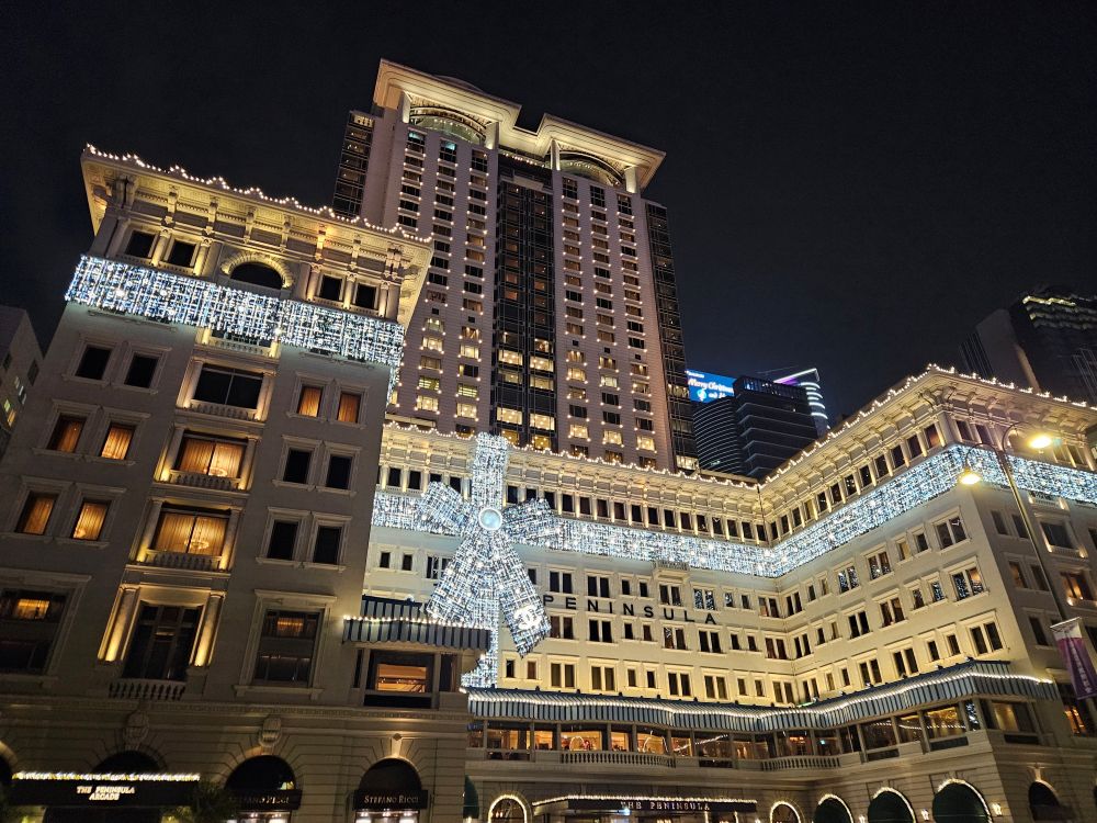 The World's Best 5-Star Hotel Concierge Services